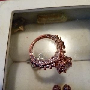 Women's ring